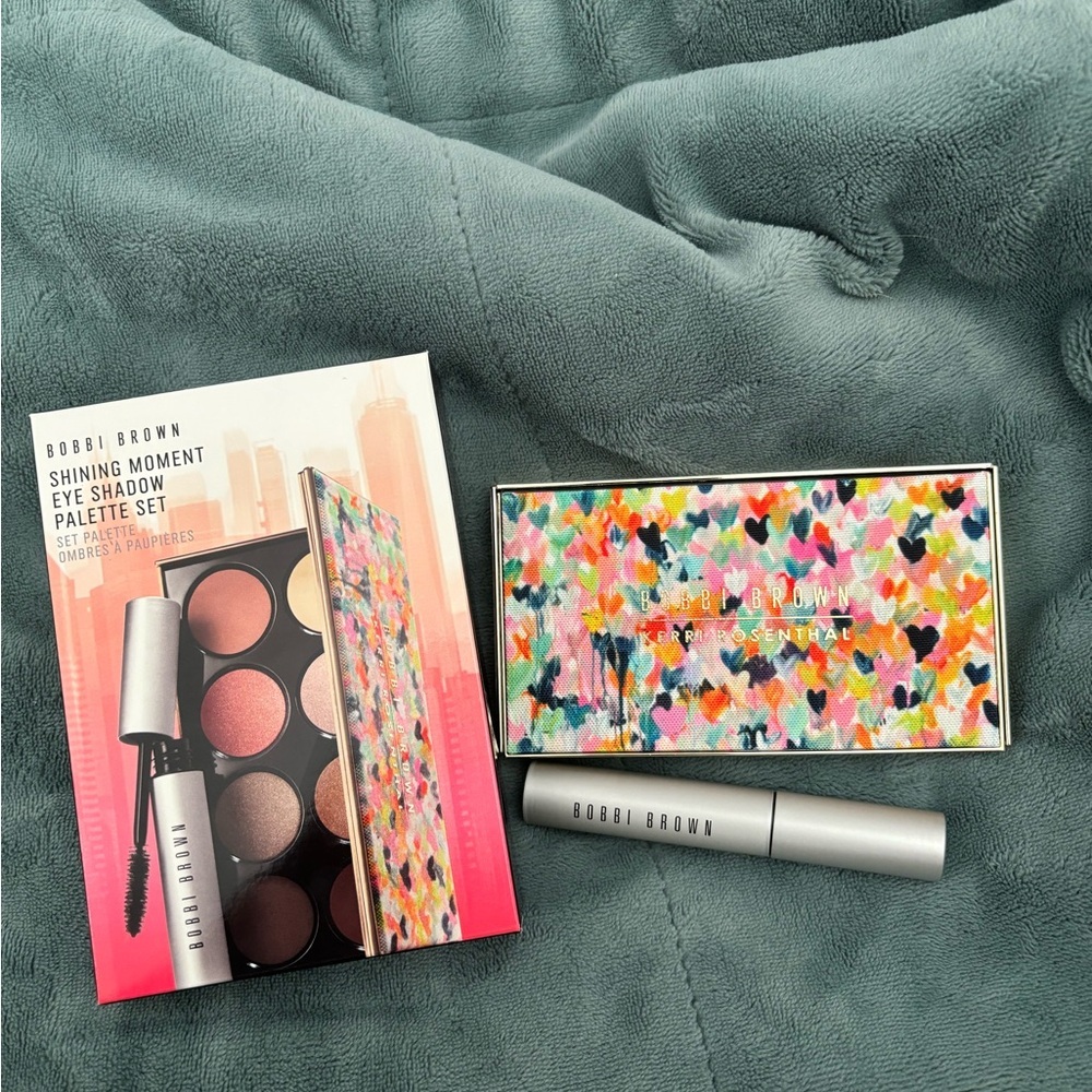 Bobbi Brown Shining Moment Eye Shadow Palette Set